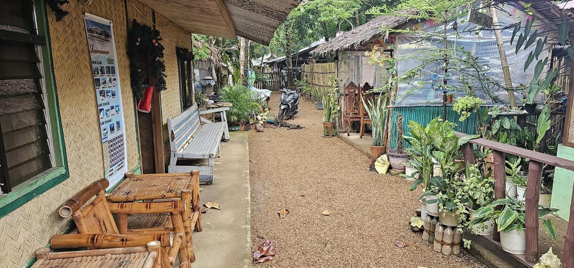 Rovi Homestay โกรอน ภายนอก รูปภาพ